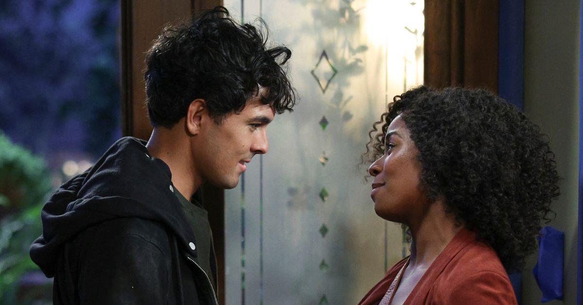 (l-r): Niko Tehro and Alexis Floyd as Simone Griffiths 'Grey's Anatomy' Season 19.