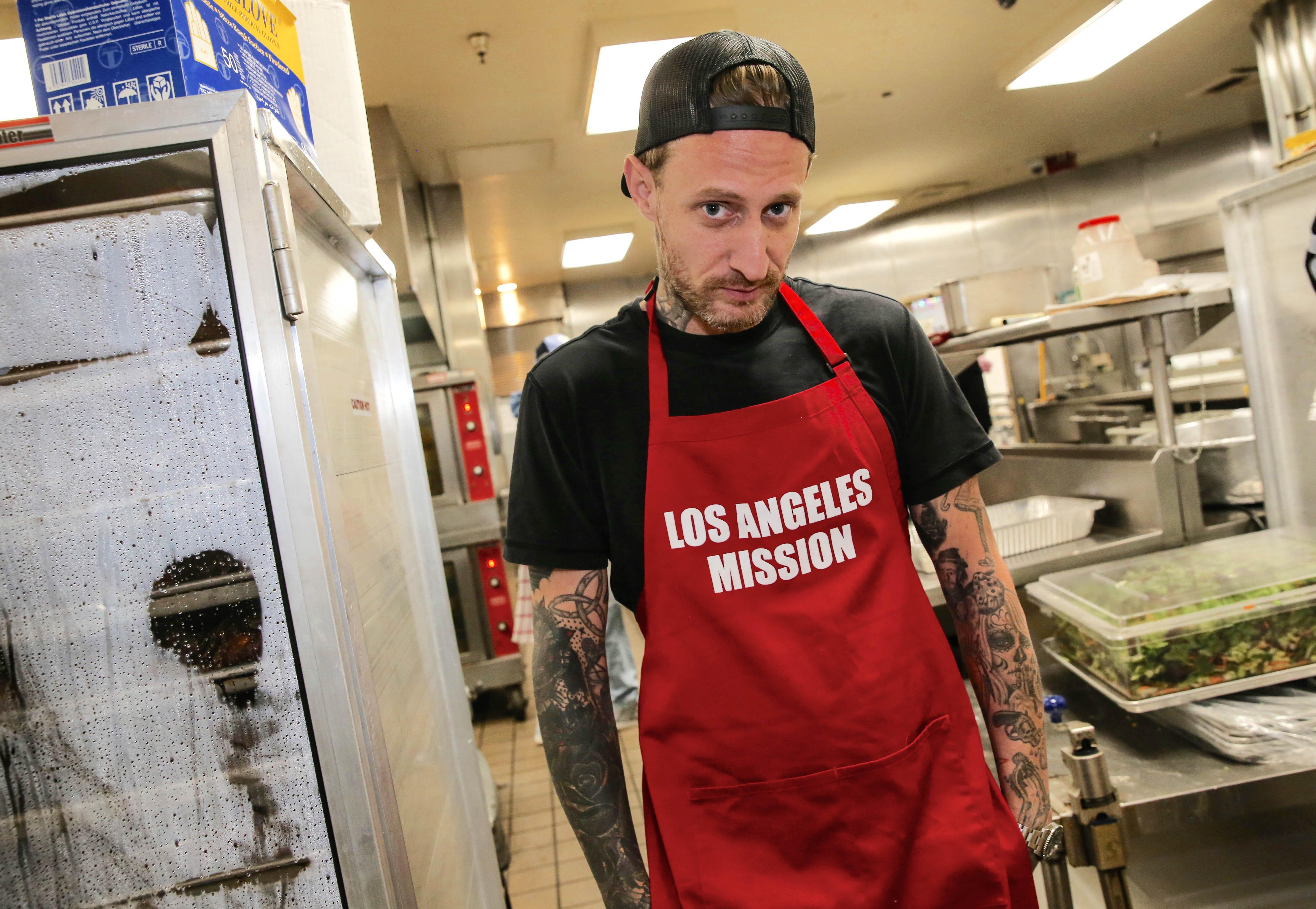 Michael Voltaggio's Blue Hair Transformation: See the ... - wide 6