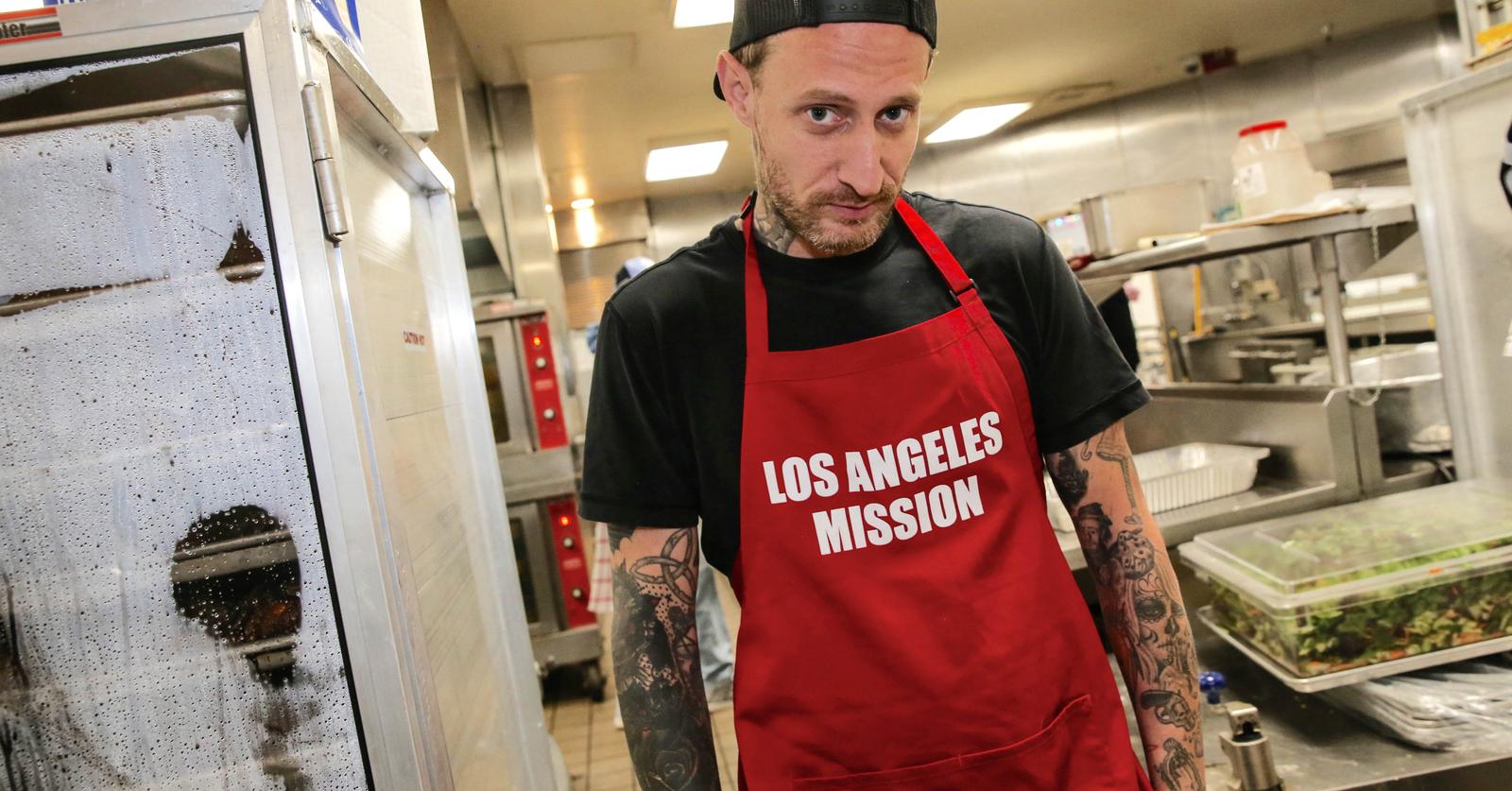 Michael Voltaggio's Blue Hair Transformation: See the ... - wide 7