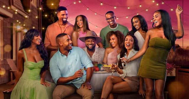 'Summer House: Martha's Vineyard' Cast promotional with full cast