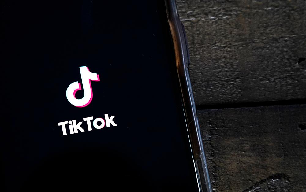 How to stream games on TikTok: It’s hard, but possible