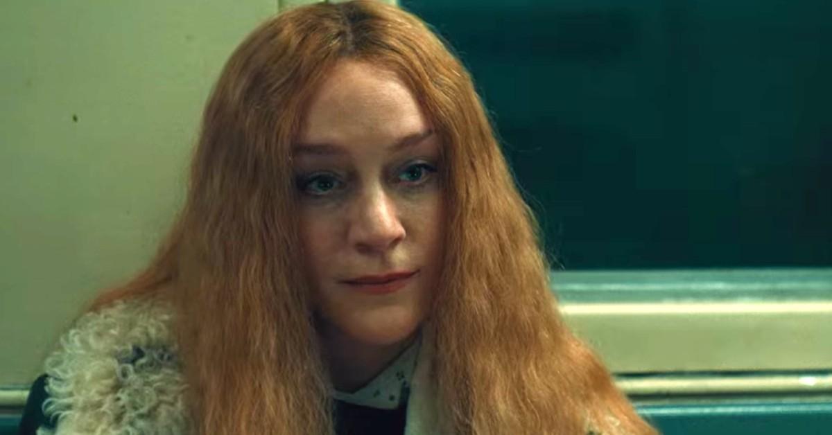 Lenora (Chloë Sevigny)