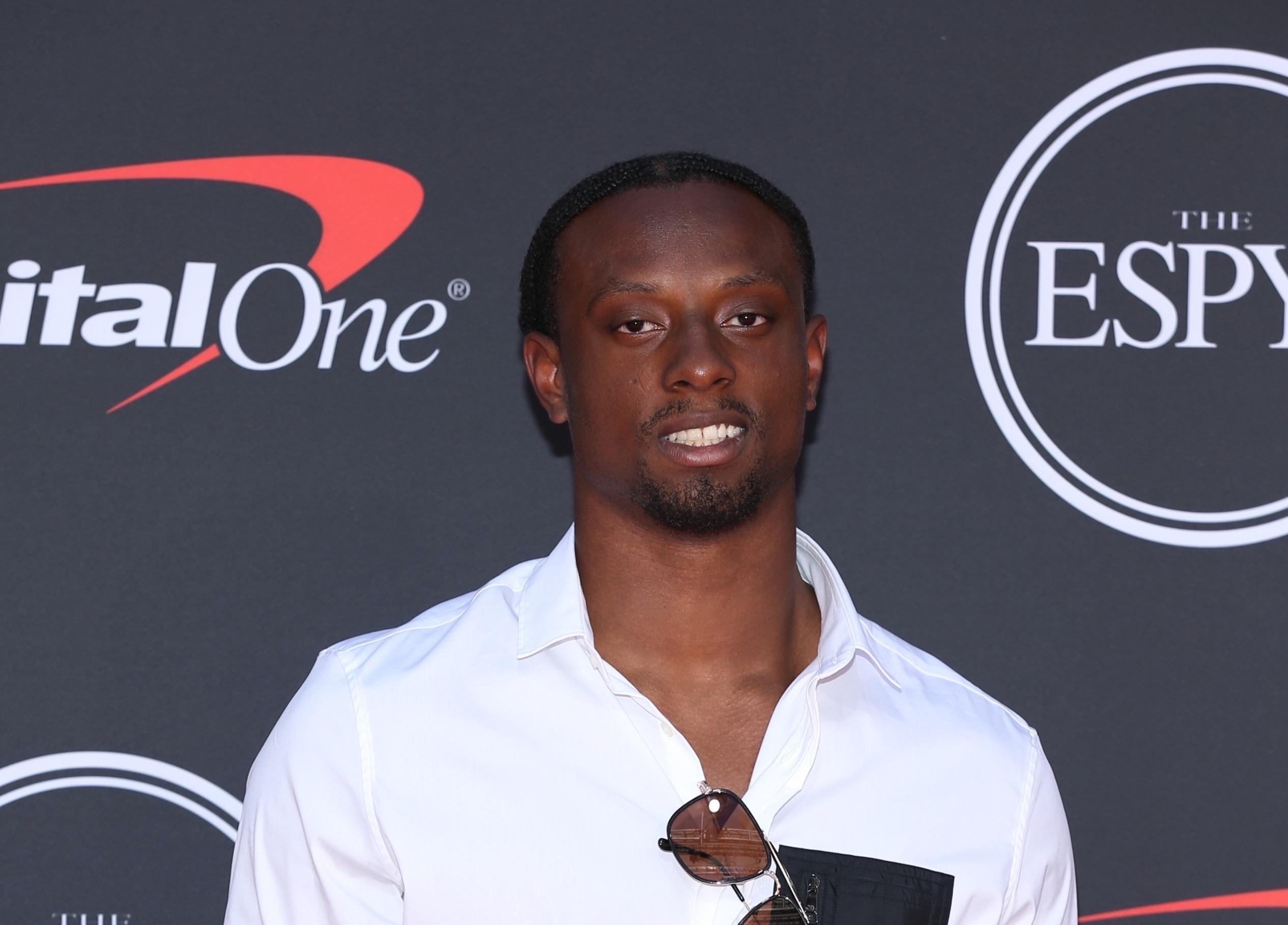 Eli Apple claps back at Saints fans after win