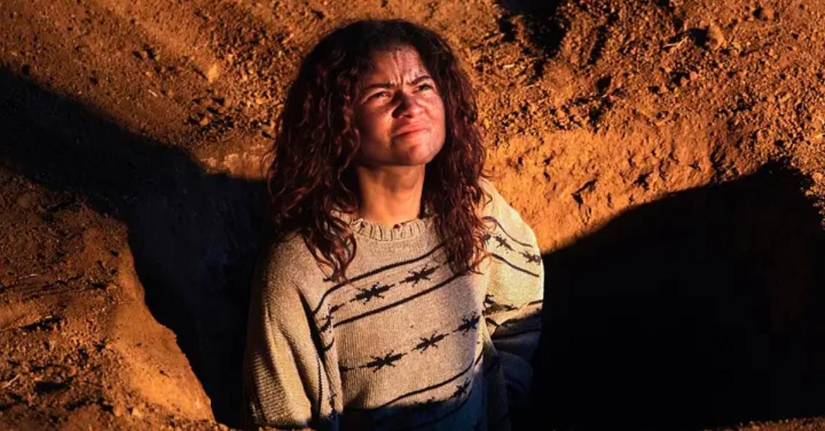 Rue digging a hole in the third season of Euphoria.