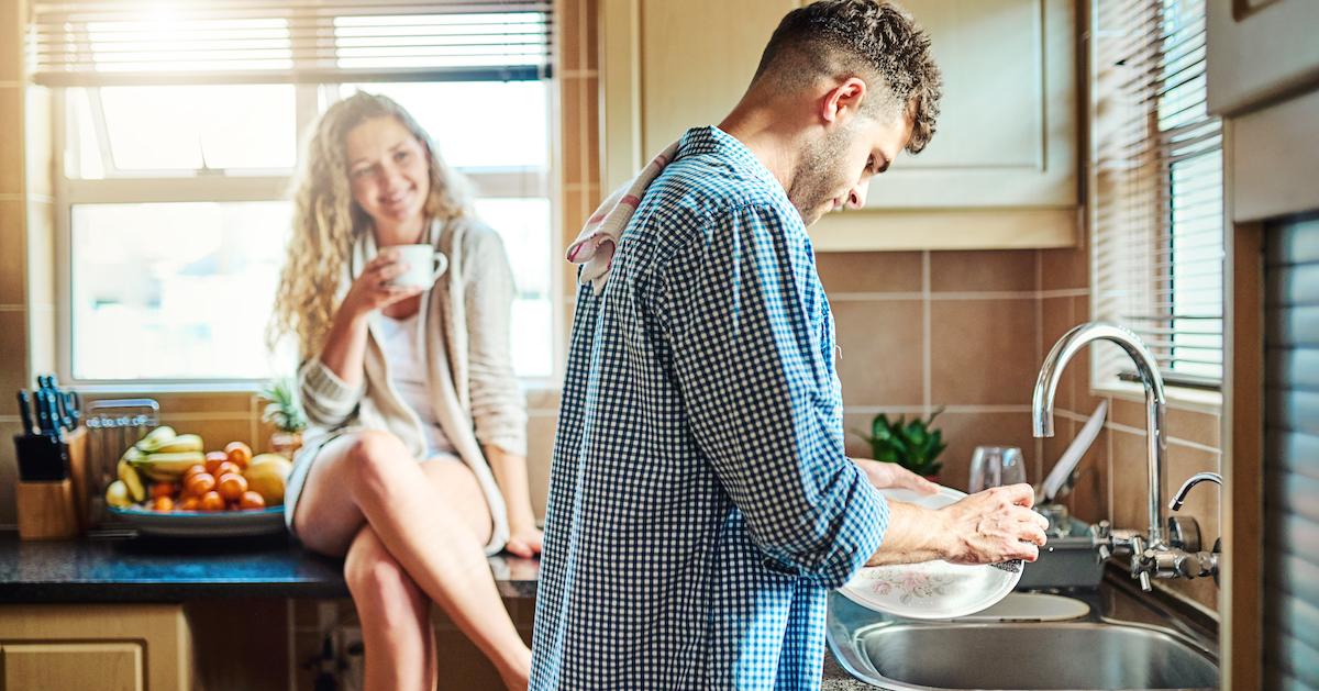 husband wife chore swap dishes