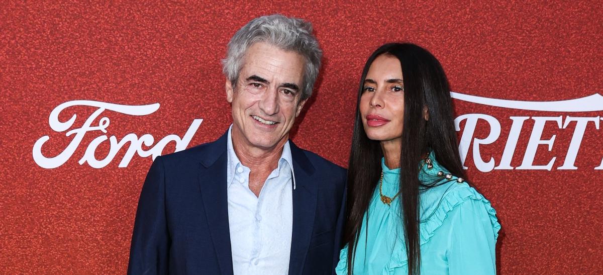 Dermot Mulroney, Prima Apollinaare