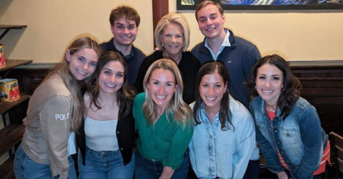 Joan Lynden and her seven children: Kim Konigsberg, Kate Konigsberg, Lindsay Krauss, Sarah Krauss, Jamie Krauss, Max Konigsberg and Jack Konigsberg.. 