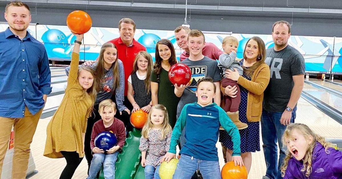 Josh Duggar at a bowling alley with his wife and kids and family