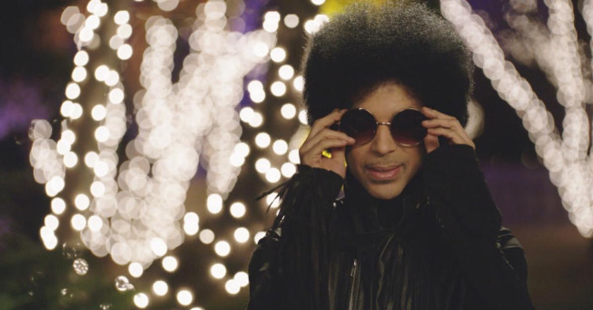 Prince wearing sunglasses in 'New Girl'