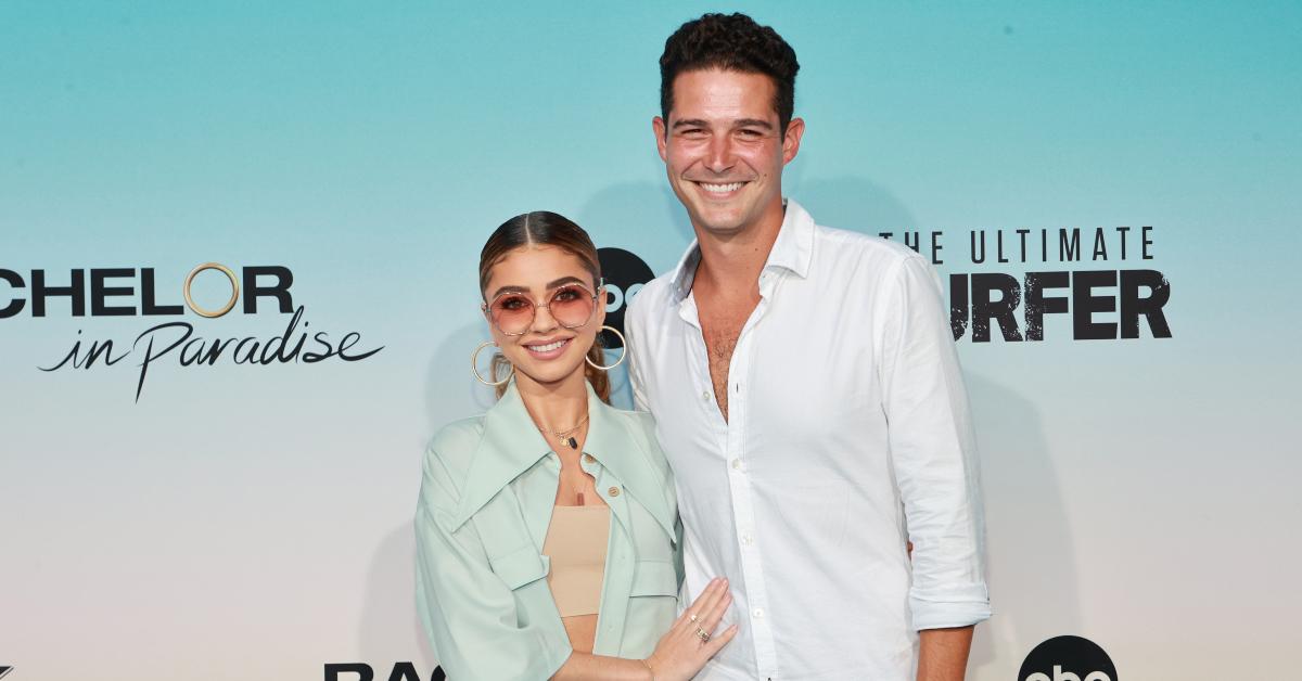 Sarah Hyland, Wells Adams