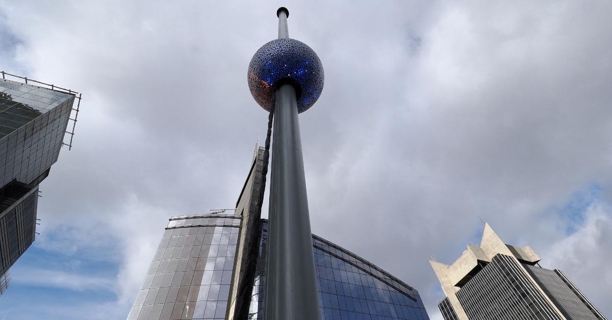 The 2025 New Year's Eve ball being tested.