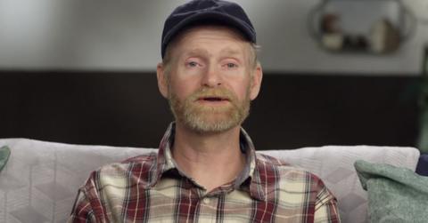 Mike "Sugar Bear" Thompson talks to producers on 'Mama June: Road to Redemption'