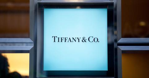 tiffany-blue-box-1559669217557.jpg
