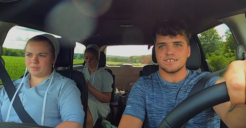 Maureen and Daniel driving to Florida on 'Return to Amish'