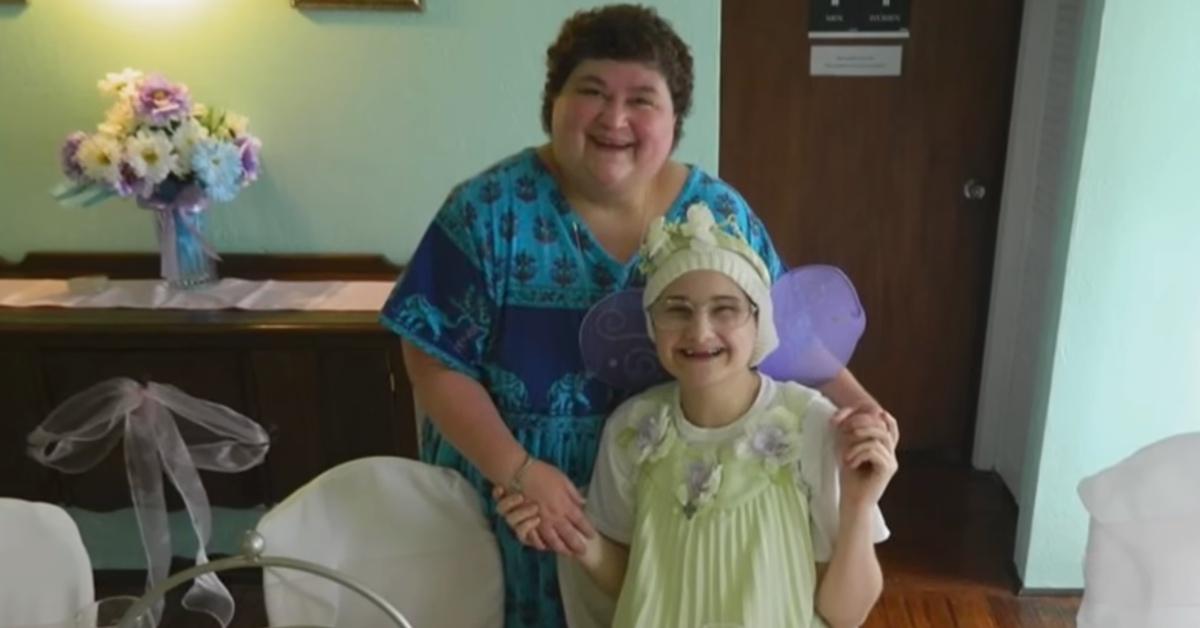 A young Gypsy Rose Blanchard with mother Dee Dee.