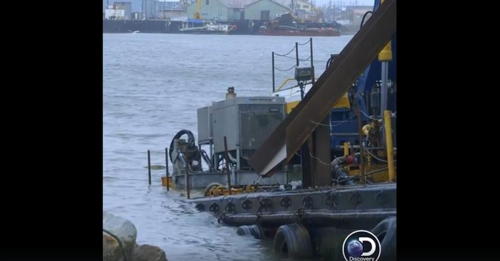 Did Myrtle Irene Sink on 'Bering Sea Gold'? Captain Kerr Sends a Distress Call