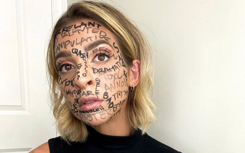 Gabbie Hanna Drama Istandwithgabbie Has Fans Divided Over Forgiving Youtuber