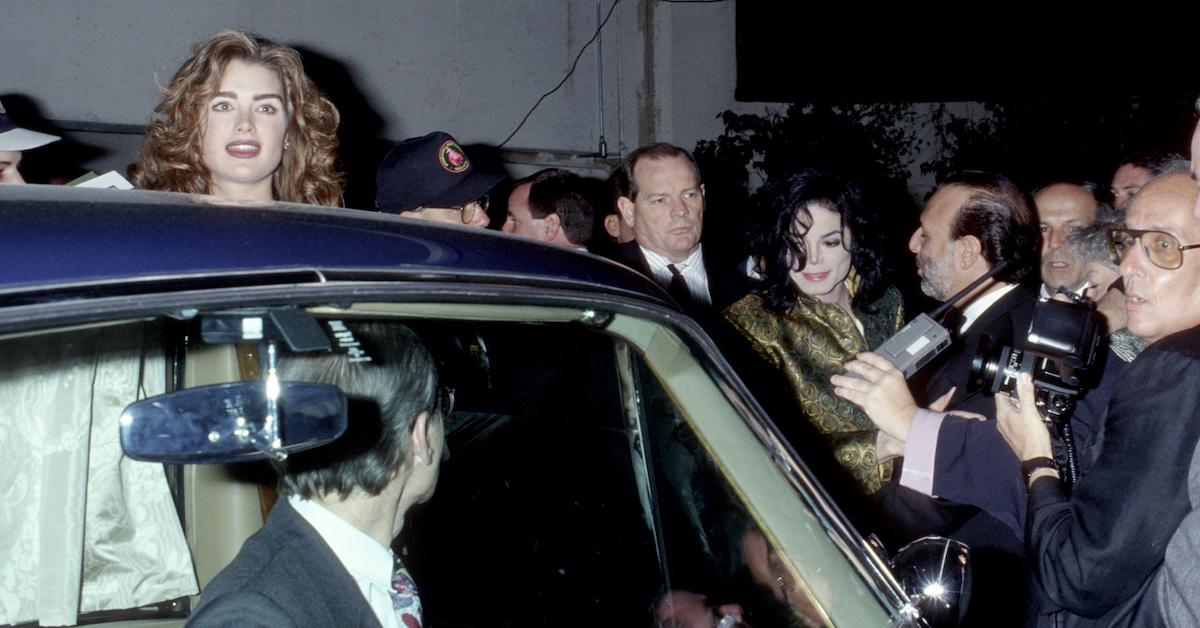 Michael Jackson and Brooke Shields mobbed by paparazzi