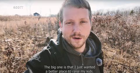 Member of the Return to the Land community