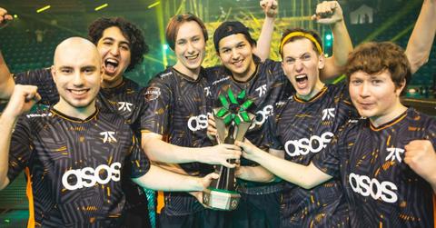 Mini and his Fnatic team.
