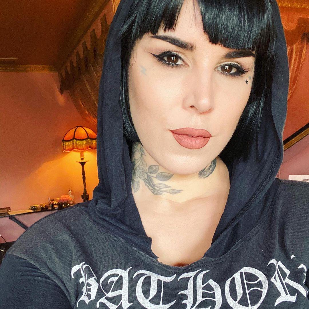 Pics of kat von d