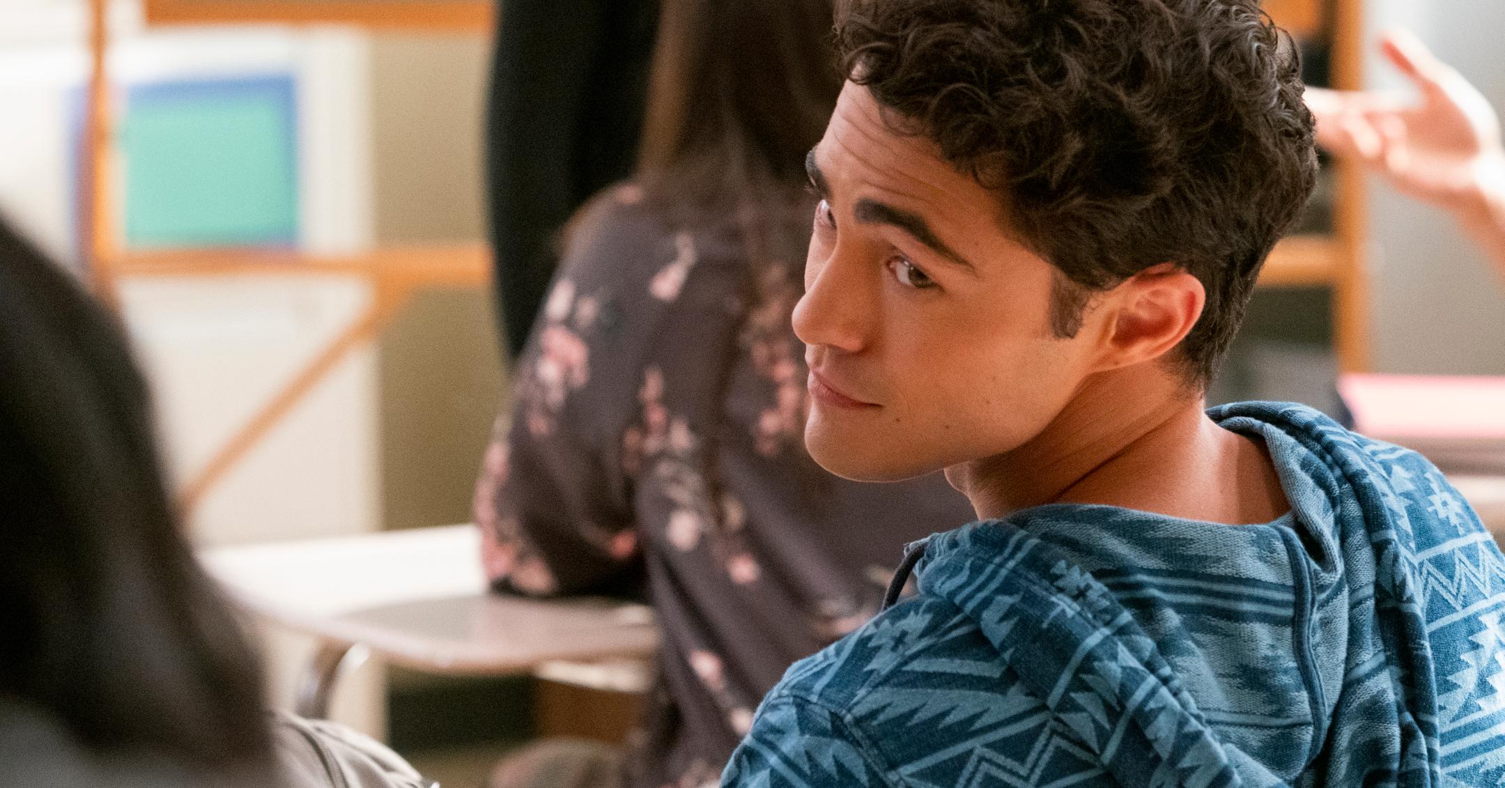 Films Et Séries Tv Avec Darren Barnet Darren Barnet Plays Heartthrob Paxton on 'Never Have I Ever' (EXCLUSIVE)
