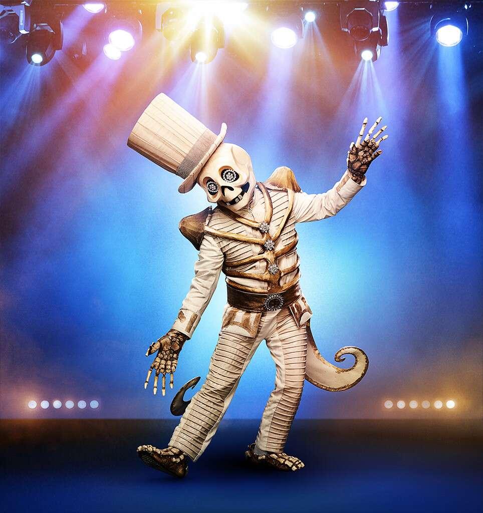 masked singer skeleton