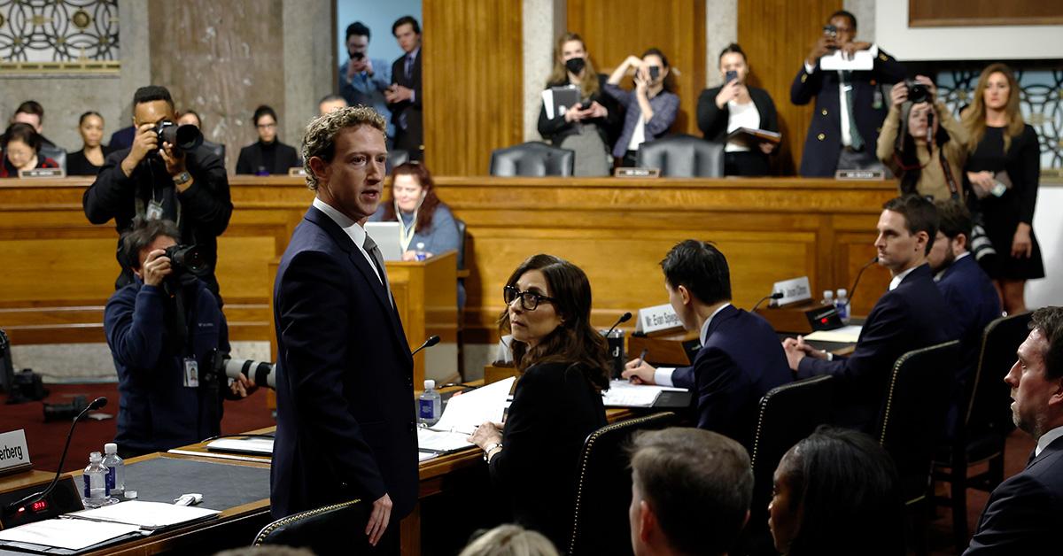 Mark Zuckerberg apologizing at the Senate Committee Hearing, 