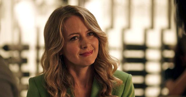 Amy Acker in '9-1-1: Lone Star'