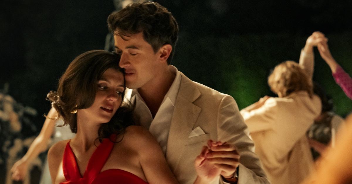 Emily Bader and Tom Blyth as Poppy and Alex in PWMOV