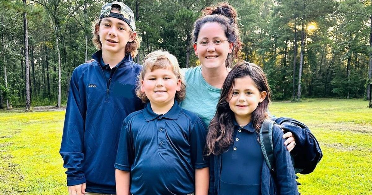 Jenelle Evans with her three kids