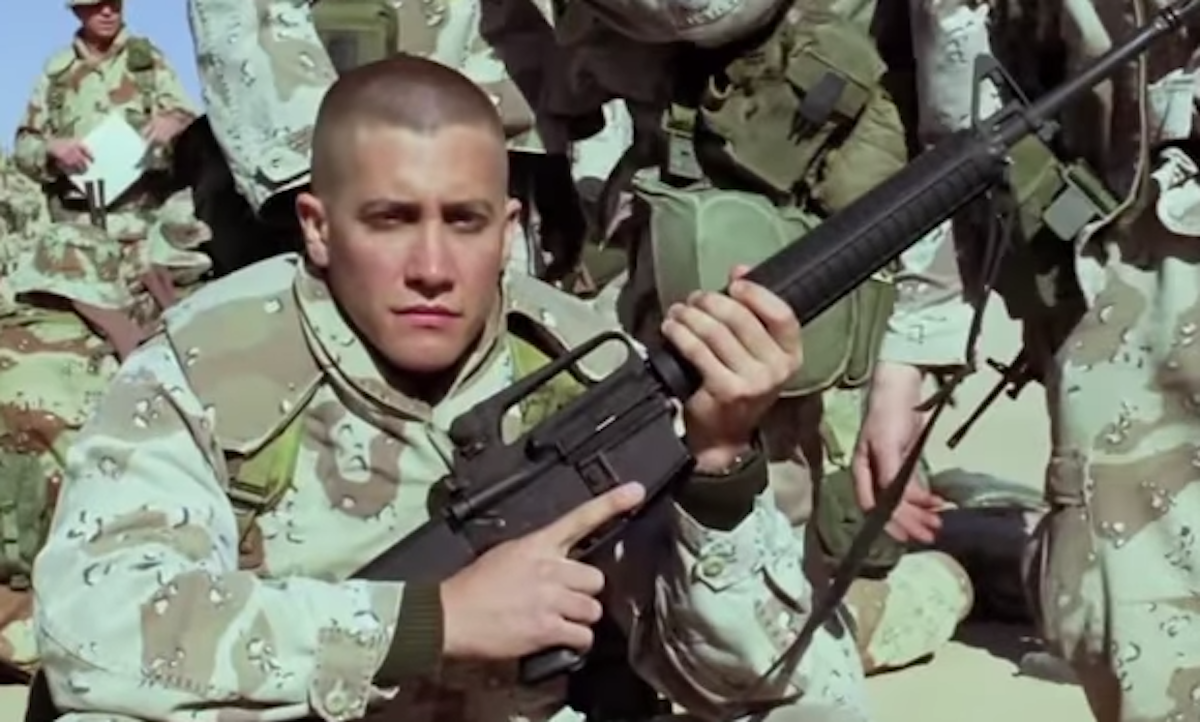 jarhead  official trailer jake gyllenhaal jamie foxx movie hd   screenshot