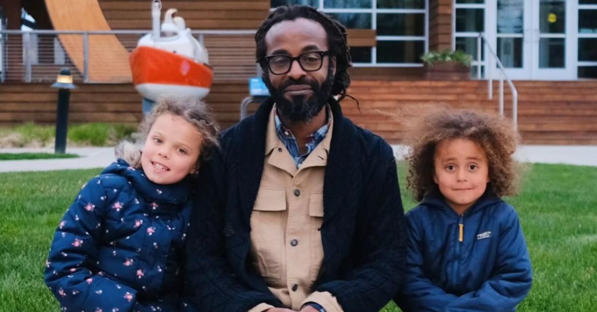 John Forté (C) with his two children