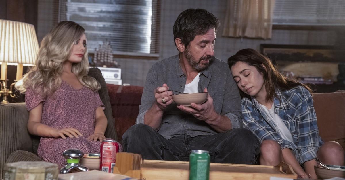 'Made for Love' Season 2 Finale Explained: How Does It End? (SPOILERS) - Made For Love Season 2 Episode 8