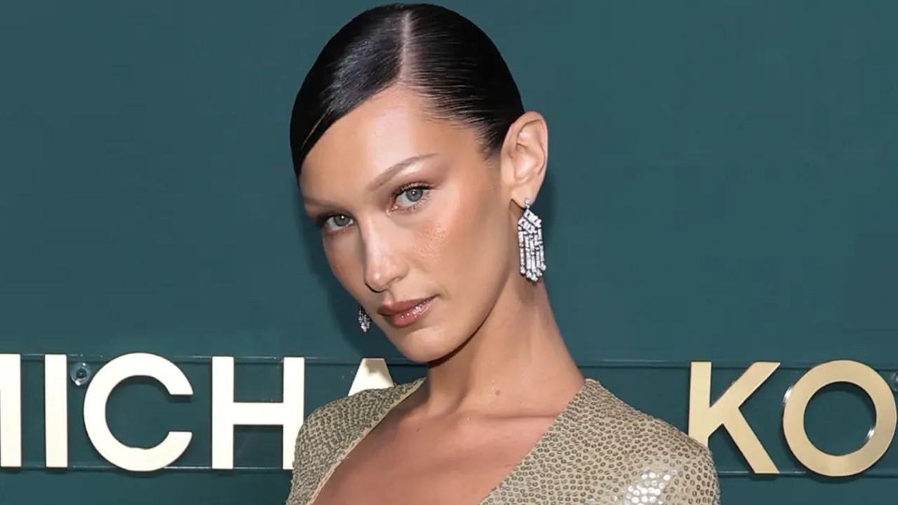  Bella Hadid attends God's Love We Deliver 16th Annual Golden Heart Awards on Oct. 17, 2022