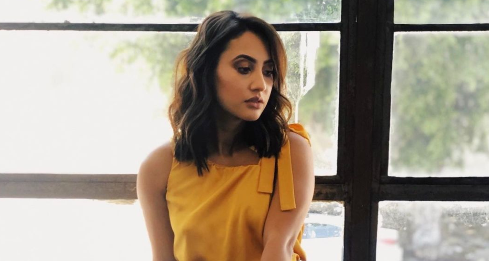 Does Francia Raisa Have a Boyfriend? Inside the Celeb's Love Life