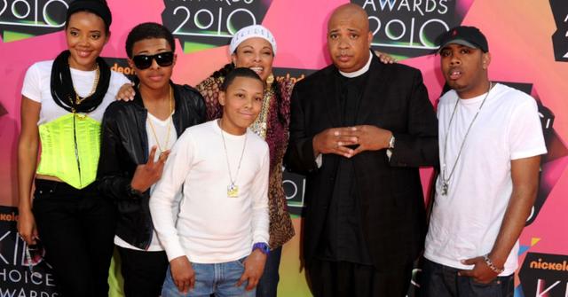 Joseph Simmons and his family on red carpet