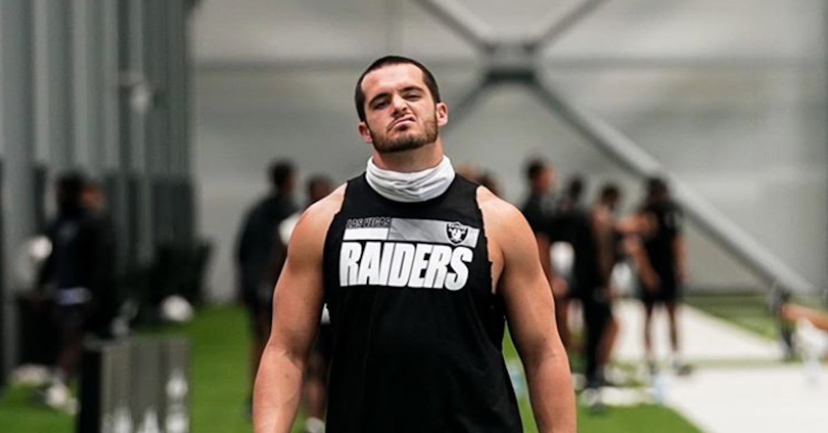 A Look at the Weird Rumor That Las Vegas Raiders QB Derek Carr Wears  Eyeliner