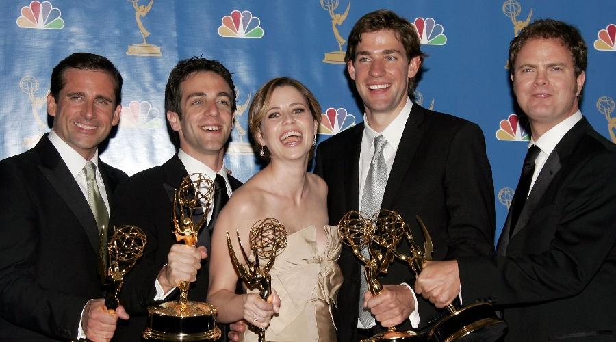 Steve Carell (L) and his costart from 'The Office' after winning an Emmy Award on Aug. 27, 2006