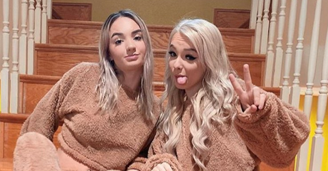 Zoe LaVerne and her cousin Danyella.