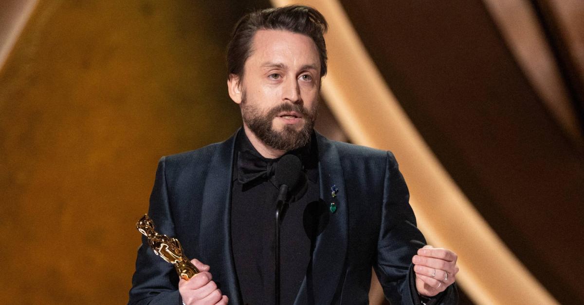 Kieran Culkin delivering a speech after winning Best Supporting Actor at the 2025 Oscars.