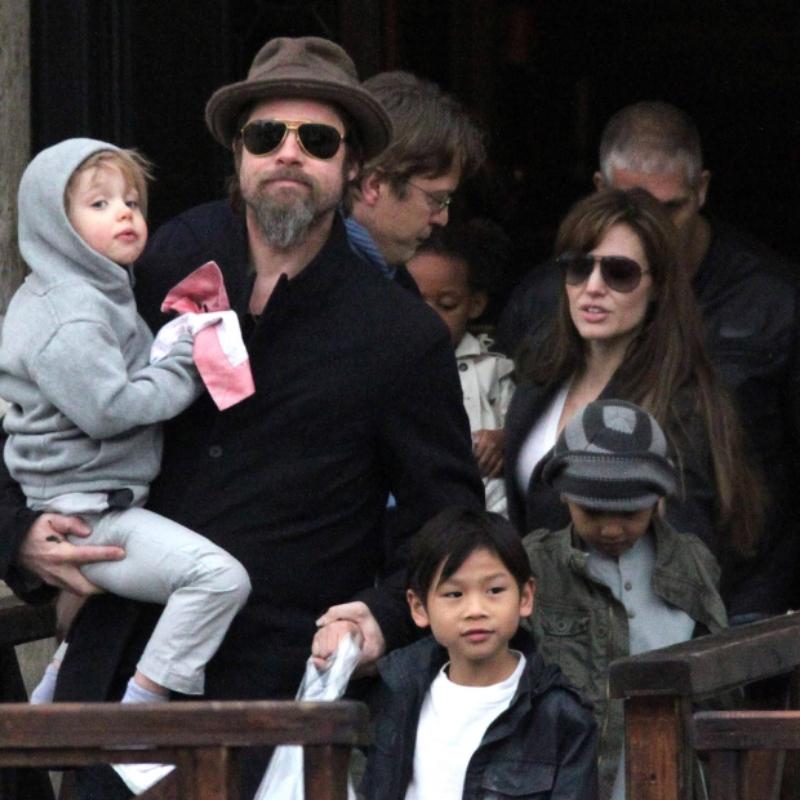 Brad Pitt, Angelina Jolie, and their children