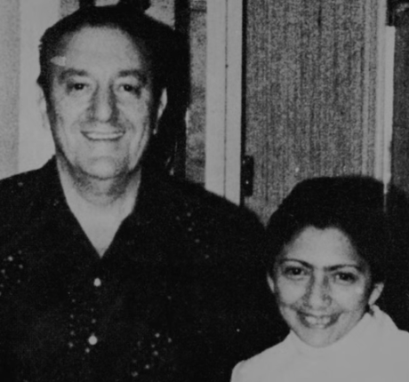 Paul Castellano was in a relationship with his mistress Gloria Olarte while still married to Manno and even after he divorced her.
