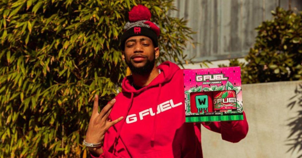 TSM Daequan posing for a collaboration with G Fuel