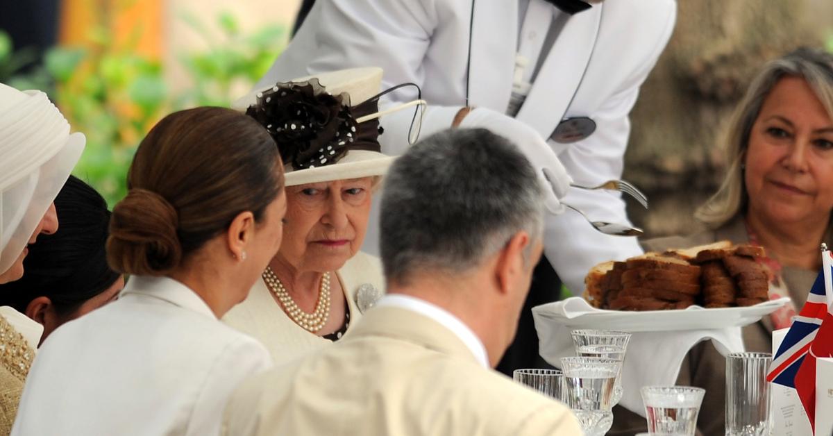 queen elizabeth royal rules garlic