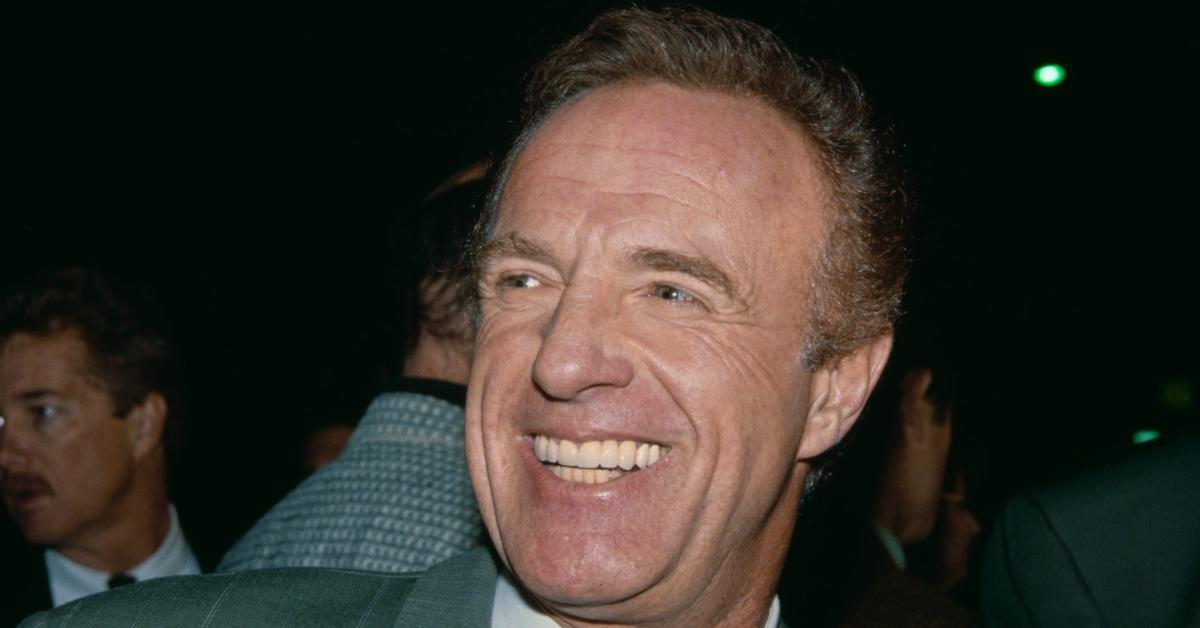 actor-james-caan-dies-at-82-what-was-the-cause-of-death