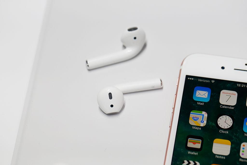 Can you use discount airpods with an xbox