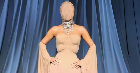 Kim Kardashian Fans Want To Know Why She Covered Her Face