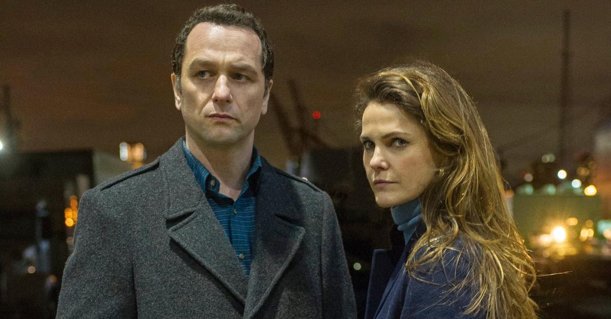 Matthew Rhys as Phillip Jennings, Keri Russell as Elizabeth Jennings