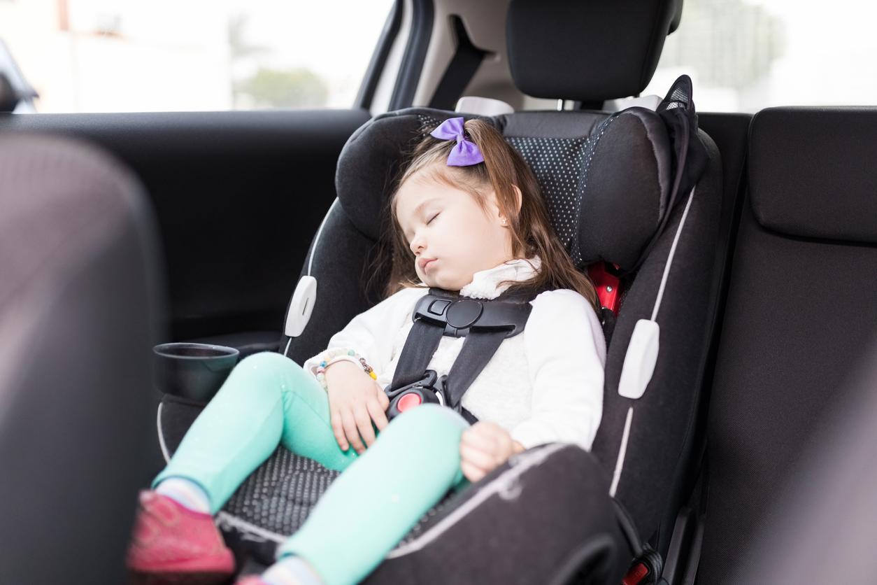 baby in car